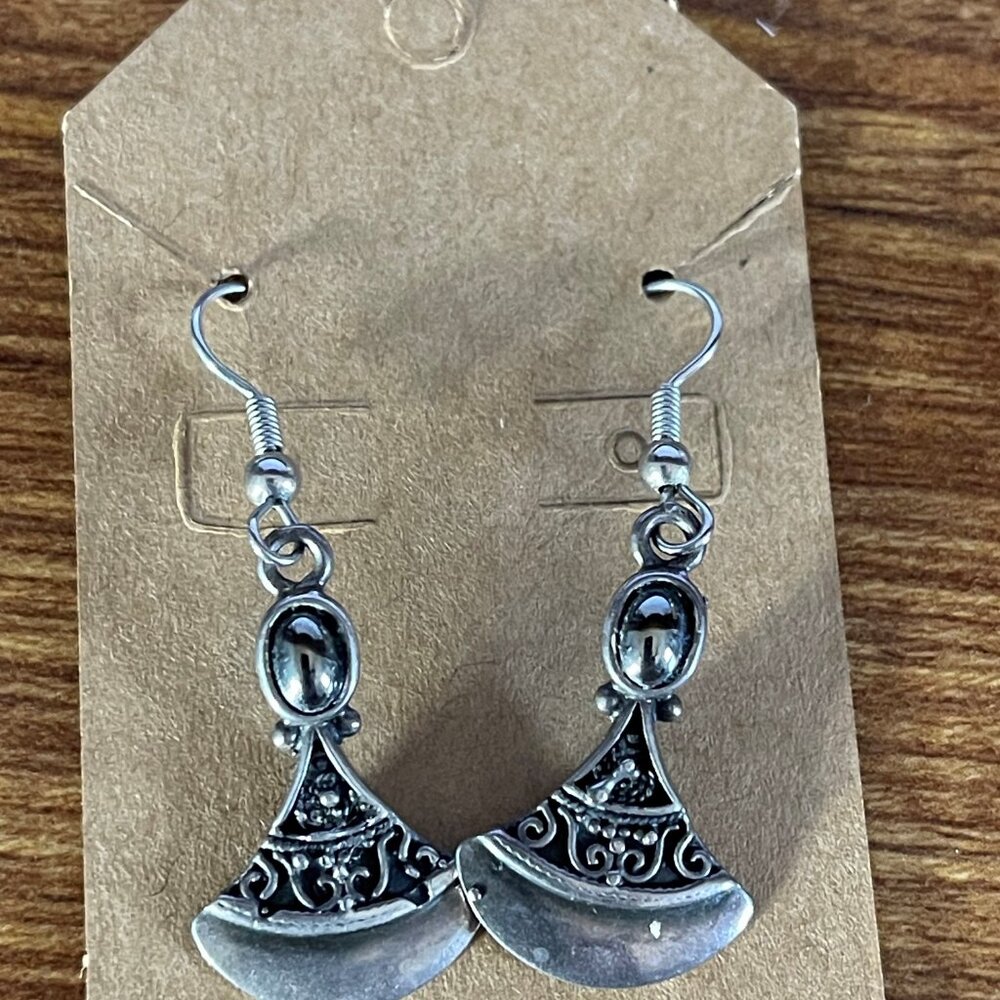 Vintage 925 Sterling Silver Black Onyz Gemstone Earrings